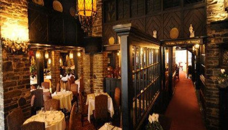 Restaurante - Old Mill Toronto