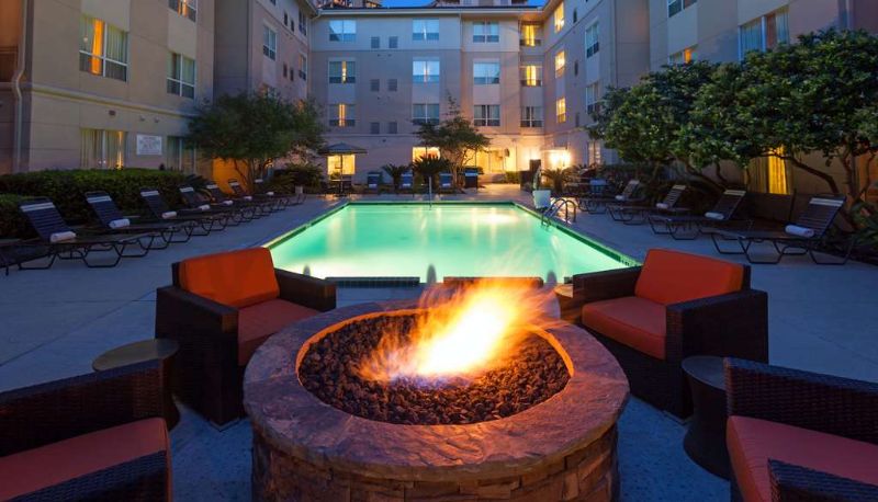 Basen - Hyatt House Houston Galleria