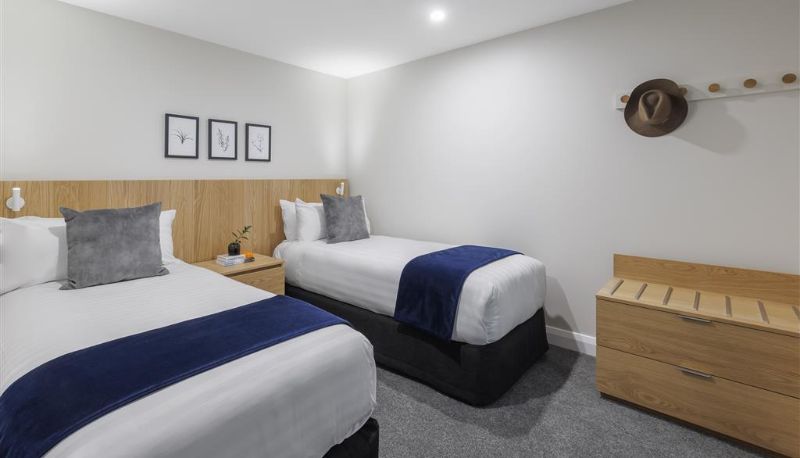Room - Avani Queenstown Hotel