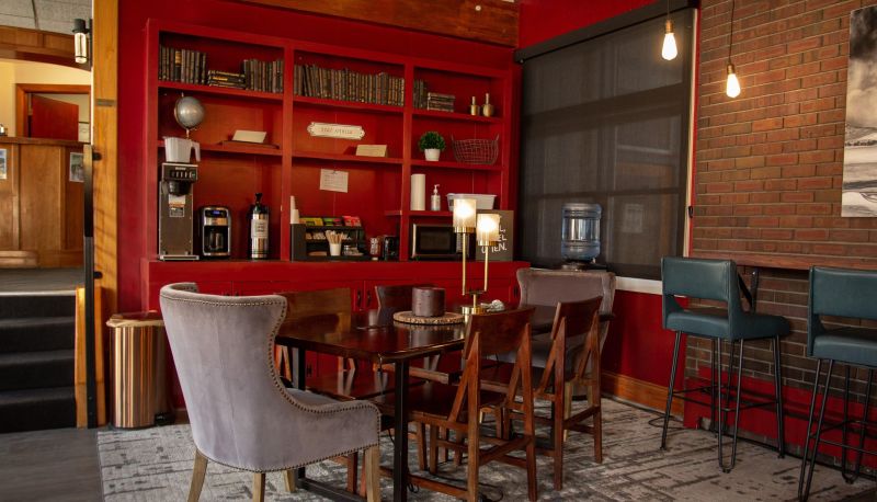 Hall - The Bristol Hotel