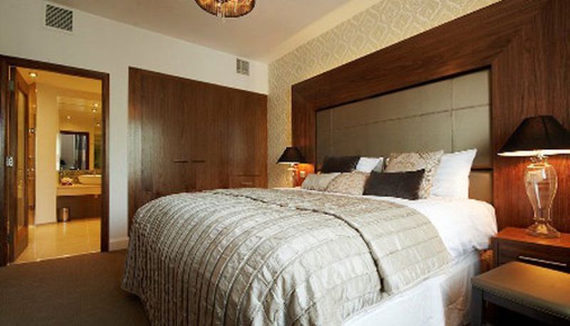 Camera - Carrigaline Court Hotel and Leisure Centre
