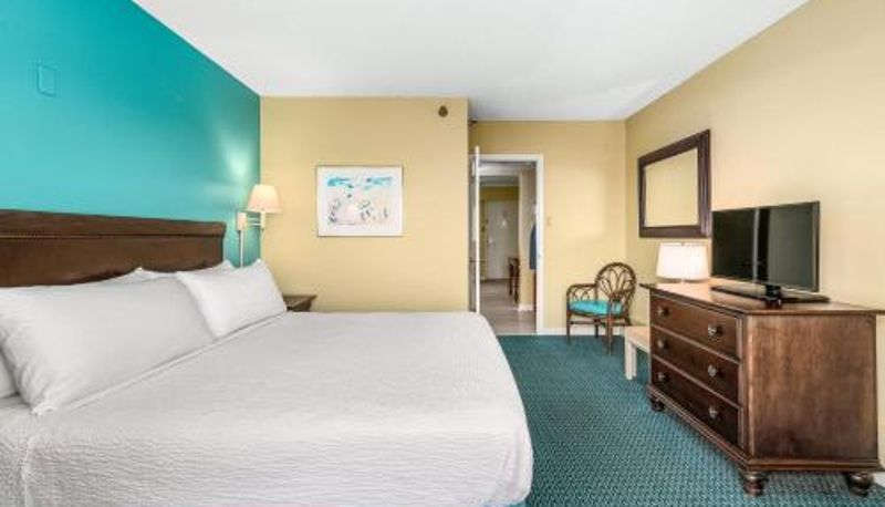 Süit - Cayman Suites Hotel