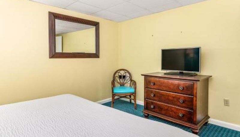 Süit - Cayman Suites Hotel