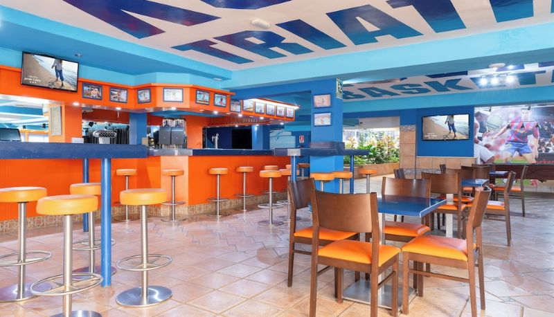 Bar - Hovima Jardín Caleta