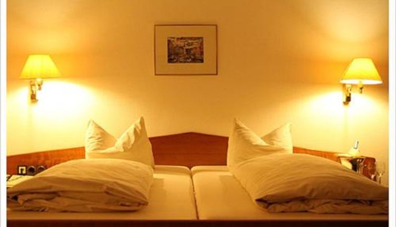 客室 - Hotel "Die Kupferpfanne" am Fuss der Walhalla