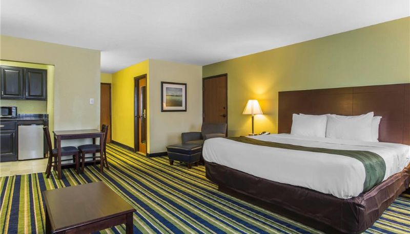 Suite - Quality Inn Cedartown