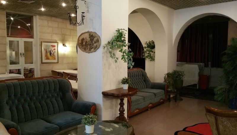 Hall - Zion Hotel