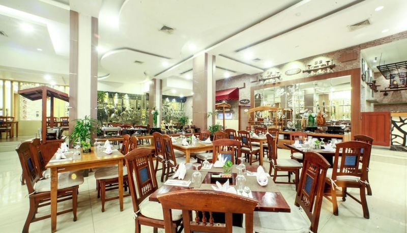 Restoran - Grand Inna Tunjungan Hotel Surabaya