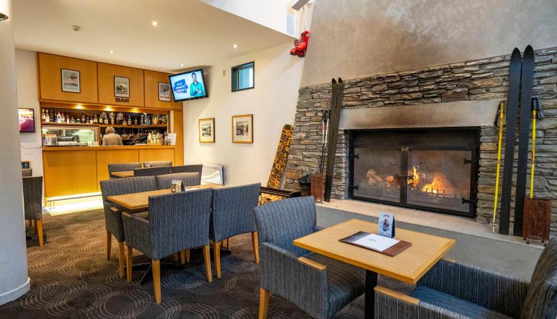 Bar - Heartland Hotel Queenstown