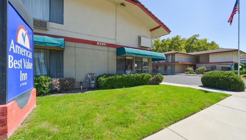 インフォメーションセンター - Atascadero Inn