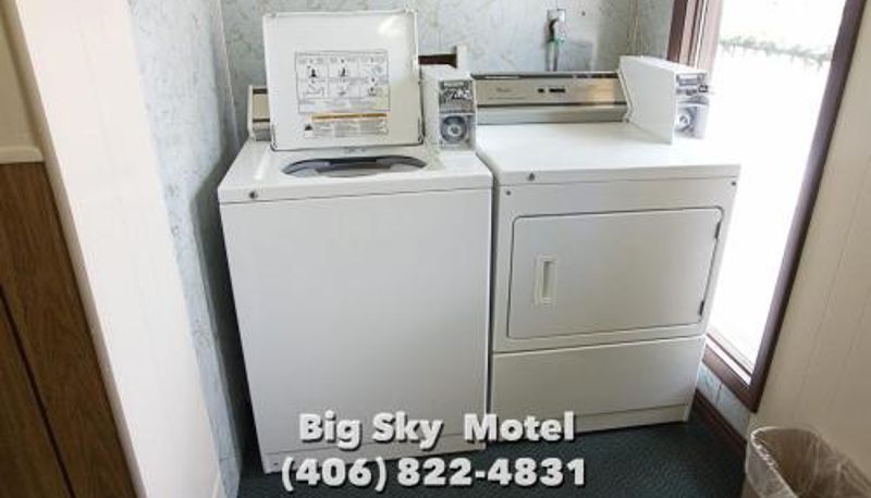 Info - Big Sky Motel