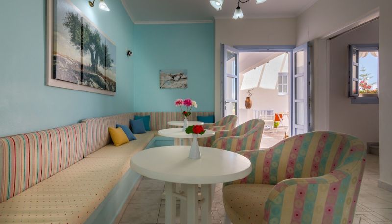 Salon - Aeolis Hotel