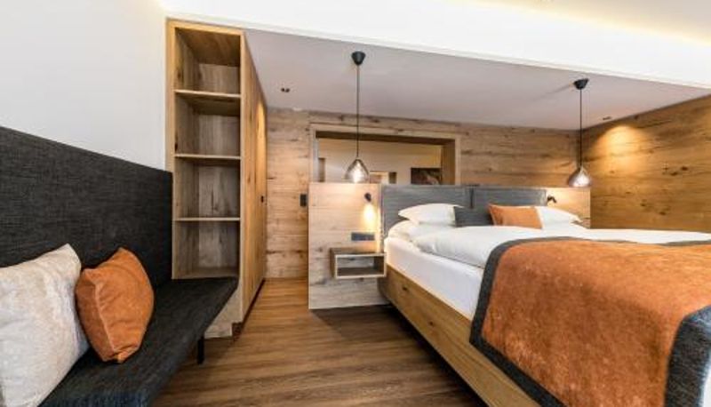 Oda - Traumhotel Alpina - 4 Sterne Superior Luxushotel-direkt bei der Gondelbahn