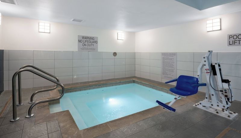 Pool - Staybridge Suites WEST DES MOINES by IHG