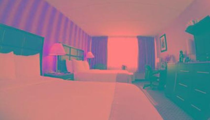 Kamer - E Hotel Banquet & Conference Center