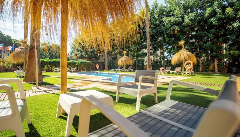 Pool - Velor Apartments