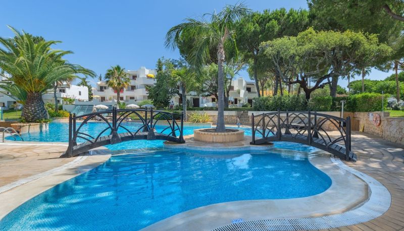 Zwembad - Balaia Golf Village Resort