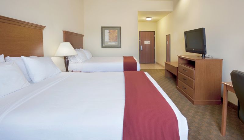 Zimmer - Holiday Inn Express & Suites ZAPATA by IHG