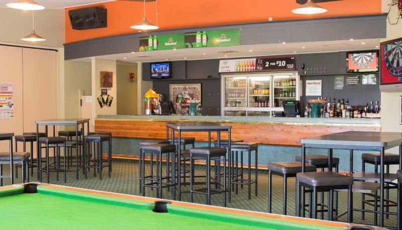 Bar - Croydon Lodge Hotel