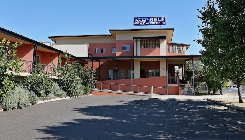 Info - Forbes Victoria Inn