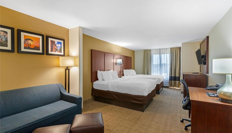 Suite - Comfort Suites Savannah Gateway I-95