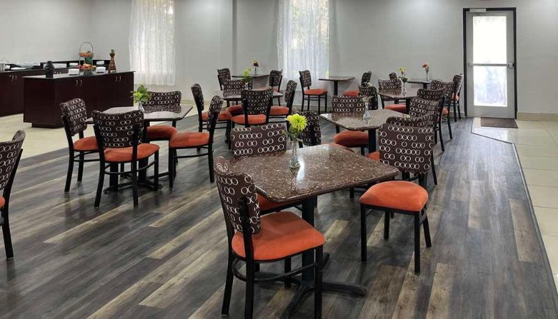 Restaurant - The Grand Savannah Hotel