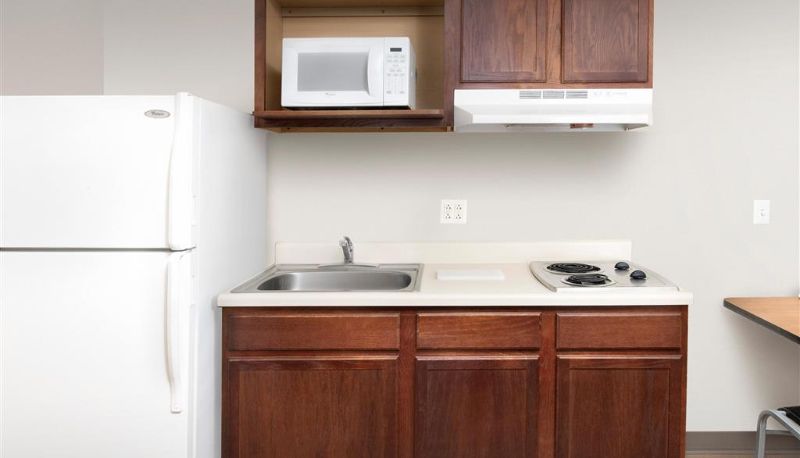 Room - WoodSpring Suites Huntsville Madison