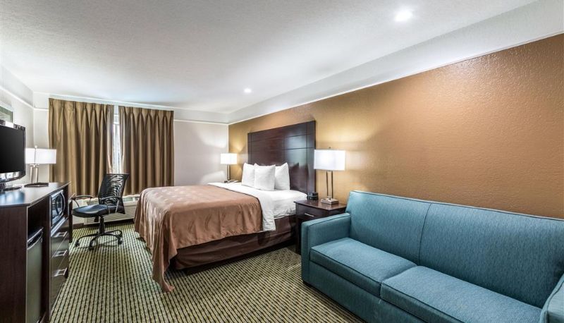 Camera - Quality Inn & Suites SeaWorld North