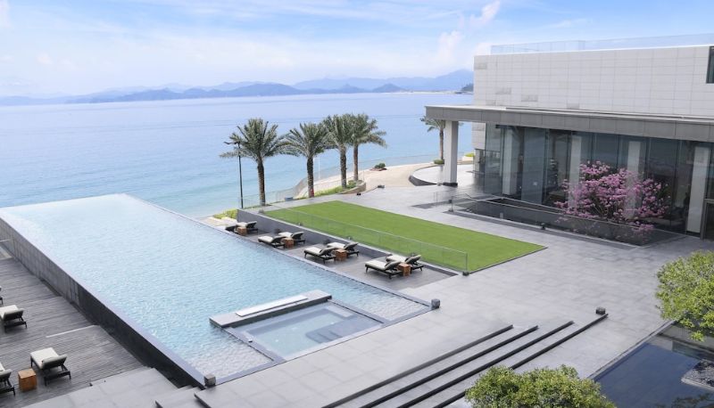 Pool - InterContinental Hotels SHENZHEN DAMEISHA RESORT by IHG