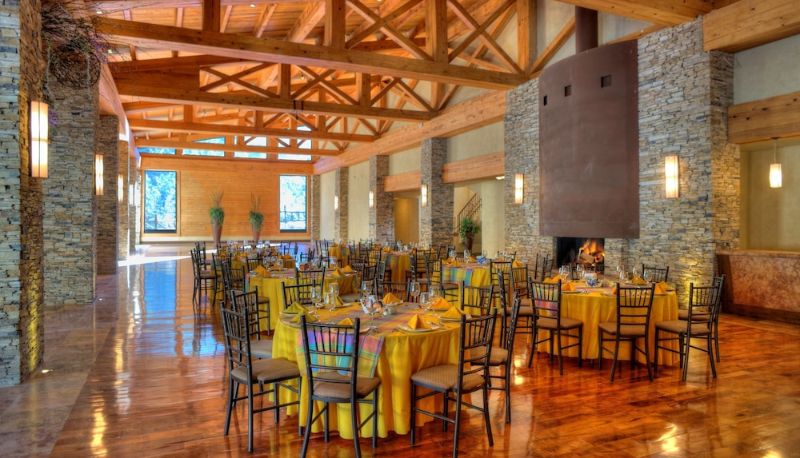 Restaurant - Bosques De Monterreal