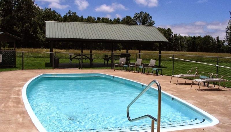 Pool - Tenkiller Lodge