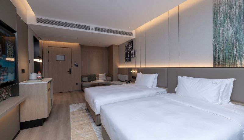 Zimmer - Holiday Inn GUILIN QIXING by IHG