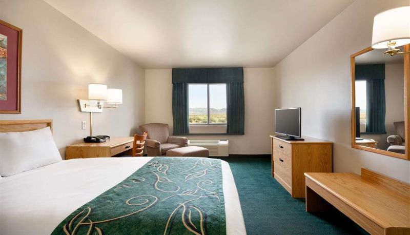 Camera - Travelodge by Wyndham Milford