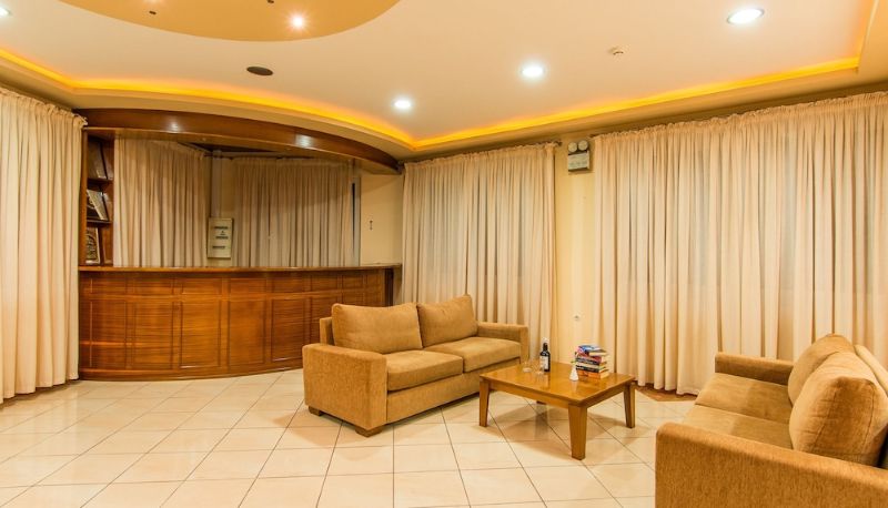 Hall - Perkes Hotel