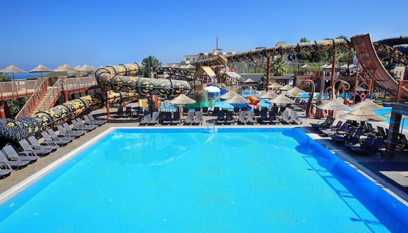 Havuz - Cactus Fleur Bay Resort - All inclusive