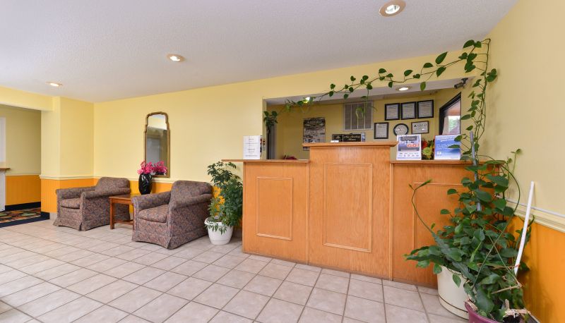Hall - Americas Best Value Inn & Suites Albemarle
