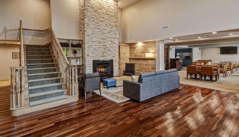 Hall - SPARK BY HILTON WOODBRIDGE