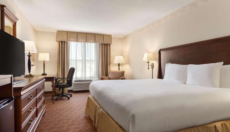 Zimmer - SPARK BY HILTON WOODBRIDGE