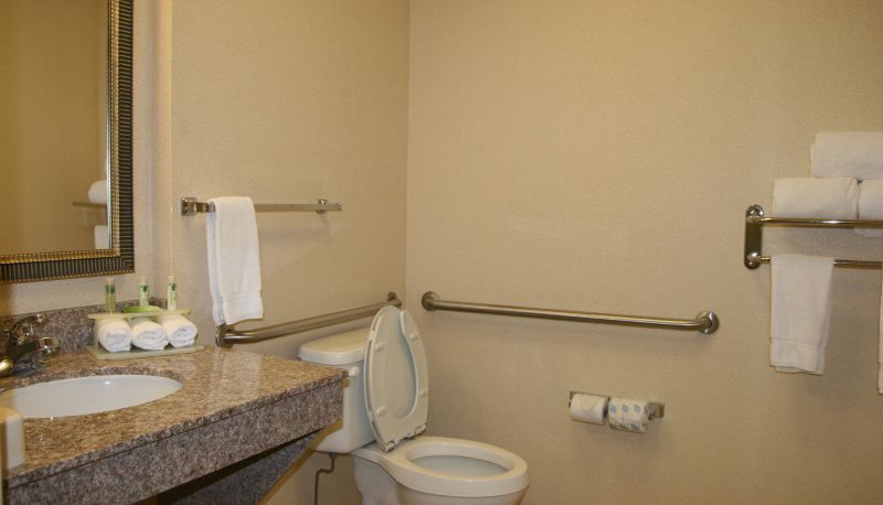 Camera - Holiday Inn Express & Suites GREENWOOD by IHG