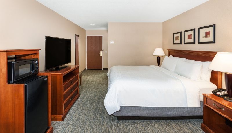 Oda - Holiday Inn Express & Suites HAMPTON SOUTH-SEABROOK by IHG