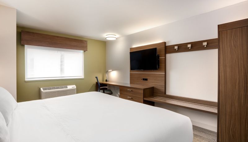 Room - Holiday Inn Express WISCONSIN DELLS by IHG