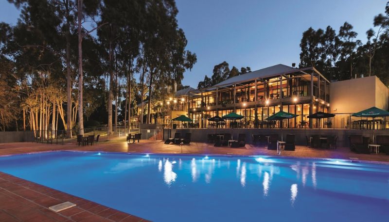 Piscina - Avani Cypress Lakes Resort