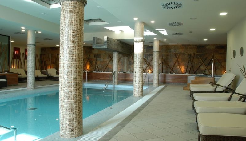 Pool - Hotel Hospes Palacio de Arenales & Spa & SPA