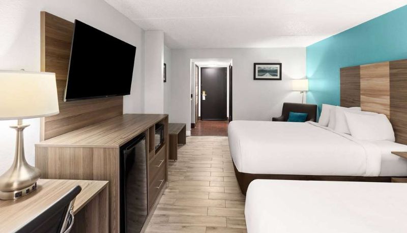 Camera - La Quinta Inn & Suites by Wyndham Sevierville / Kodak