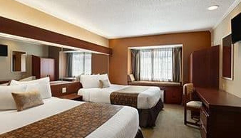 Camera - Microtel Inn & Suites by Wyndham Dover