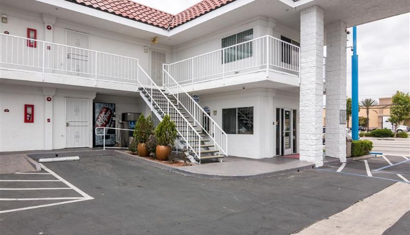 Exterior view - Motel 6 Norwalk