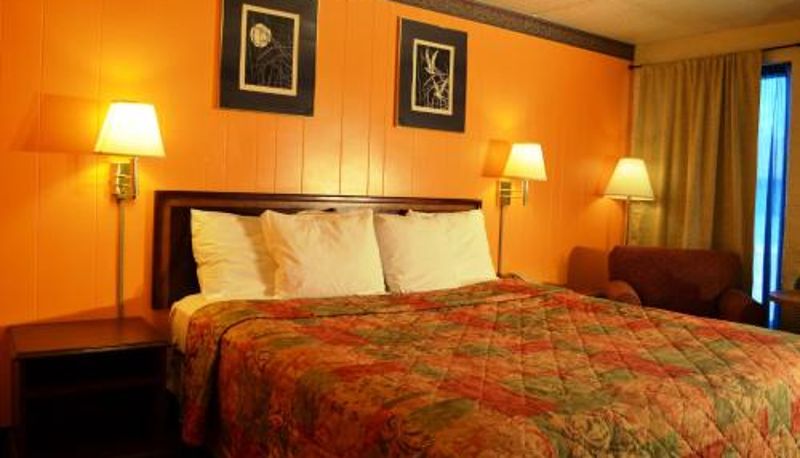 Camera - Economy Inn Bluefield