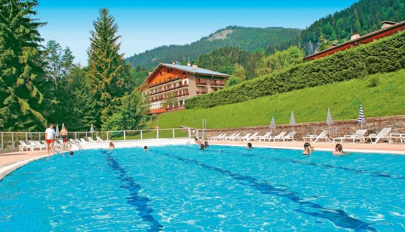 Zwembad - Hôtel Vacances Bleues Les Chalets du Prariand