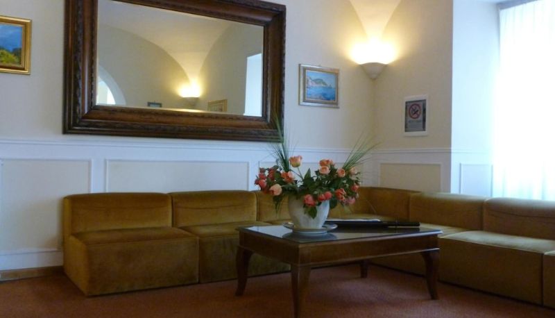 Lobby - Hotel Plaza