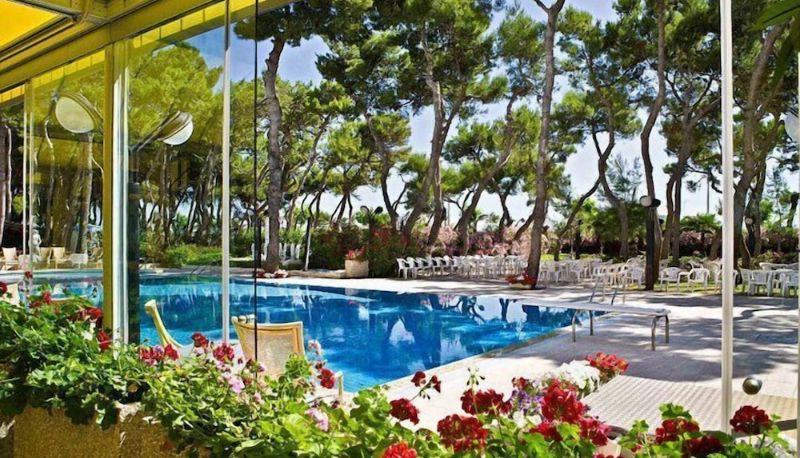 Piscina - Parco Dei Principi